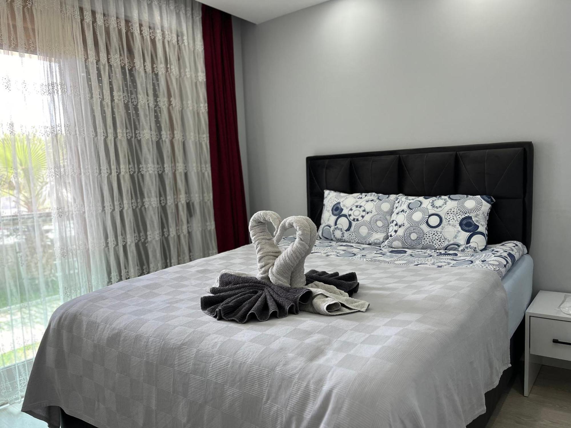 Gardenya Lara Suit Hotel Анталья Экстерьер фото